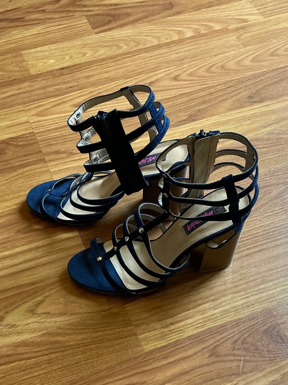 WildDiva Women's Bllue Strappy Block Heel Sandals